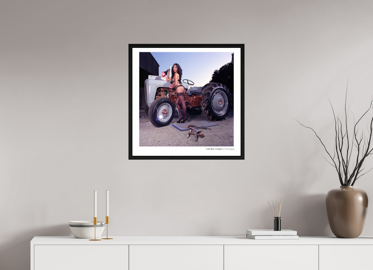 25 x 25″, Floater Frame Gold Belly Twilight