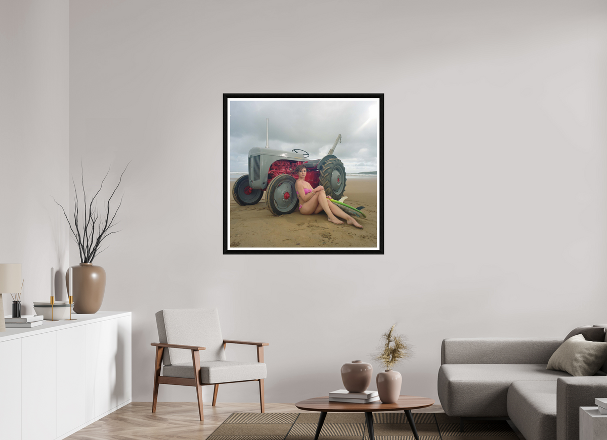 40 x 40″, Ebony Stockholm 30mm Surf's Up!